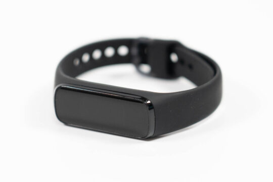 エントリーモデルのフィットネストラッカー、Galaxy Fit eを購入