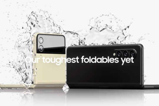 auからもフォルダブルスマホ「Galaxy Z Fold3 5G SCG11」「Galaxy Z Flip3 5G SCG12」が登場 10月上旬発売予定