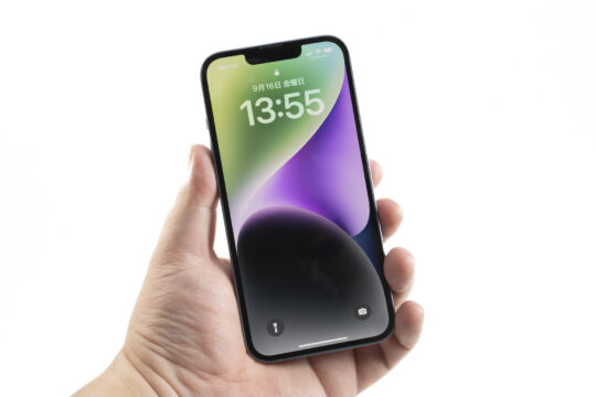 「普通」であることが誇らしい、iPhone 14 長期使用レビュー