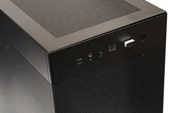ASUS Prime AP303 | ATXマザーボードもOKなコンパクトなPCケース