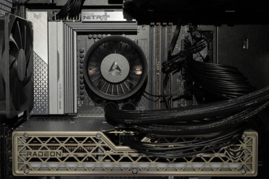 AMD Ryzen 7 9700Xで組む、2026年の新メインPC